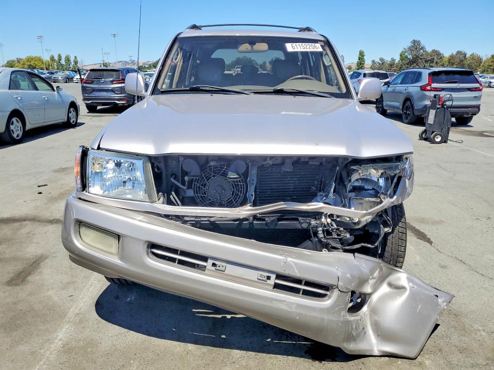 Продажа на аукционе авто 2001 Toyota Land Cruiser, vin: JTEHT05J112007911, номер лота: 61152206