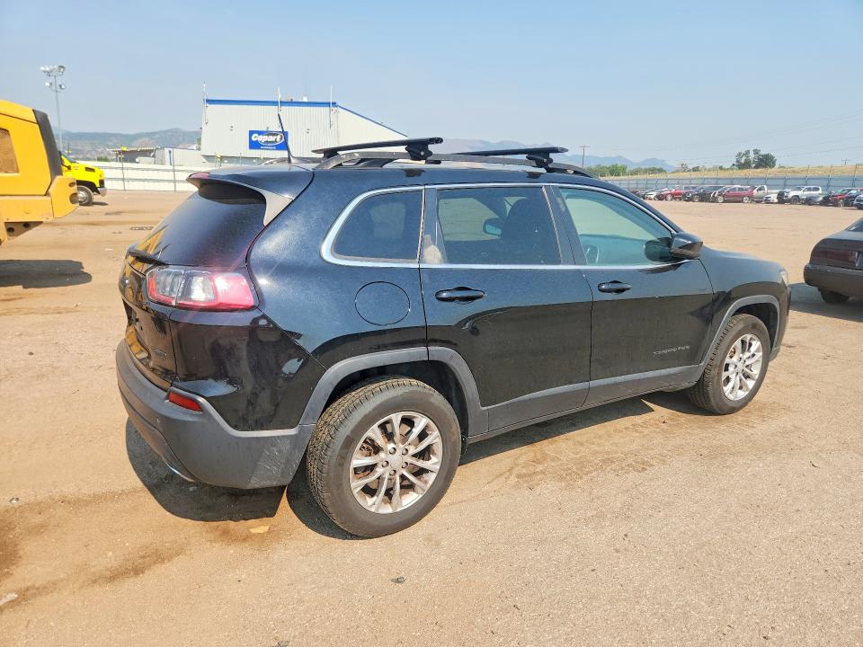 59298216 :رقم المزاد ، 1C4PJMCX6KD338056 vin ، 2019 Jeep Cherokee مزاد بيع