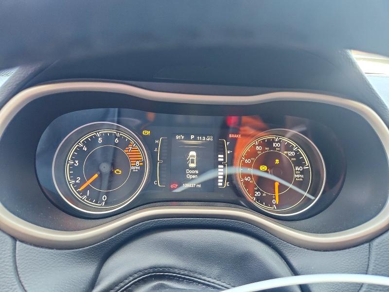 59393236 :رقم المزاد ، 1C4PJMCS2GW338622 vin ، 2016 Jeep Cherokee مزاد بيع