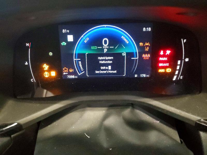 61923026 :رقم المزاد ، 4T1DBADK8SU015026 vin ، 2025 Toyota Camry مزاد بيع