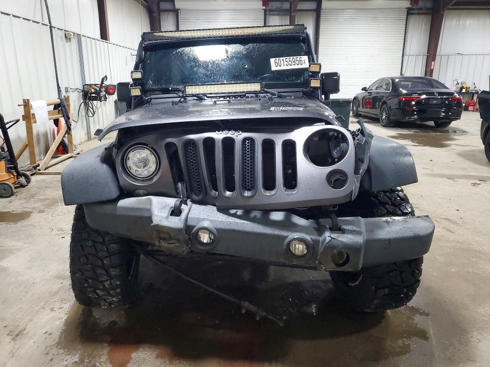 60155956 :رقم المزاد ، 1C4BJWDG3HL547869 vin ، 2017 Jeep Wrangler Unlimited مزاد بيع