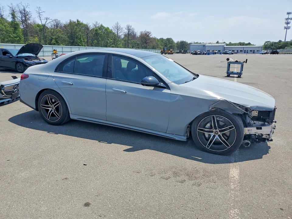 61947016 :رقم المزاد ، W1KLF4HB2RA067401 vin ، 2024 Mercedes-benz E مزاد بيع