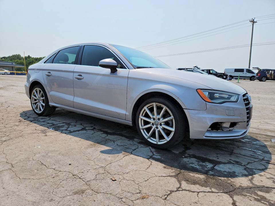 Продажа на аукционе авто 2015 Audi A3, vin: WAUEFGFF8F1134716, номер лота: 63230316