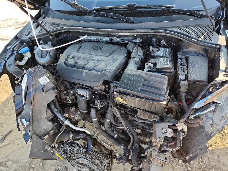 61918346 :رقم المزاد ، 3VV3B7AX0JM000852 vin ، 2018 Volkswagen Tiguan مزاد بيع