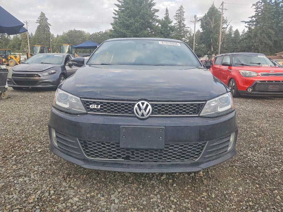 61970556 :رقم المزاد ، 3VW4A7AJ0DM424227 vin ، 2013 Volkswagen Jetta مزاد بيع