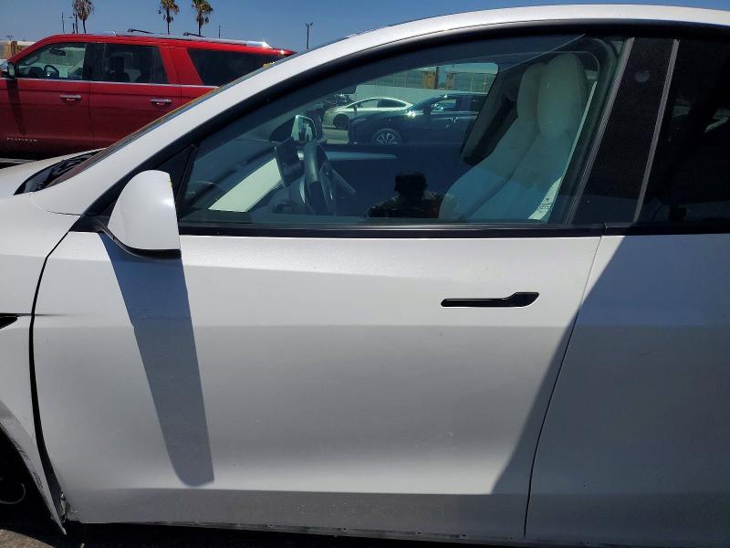 Auction sale of the 2023 Tesla Model Y, vin: 7SAYGDEEXPF630262, lot number: 62603326