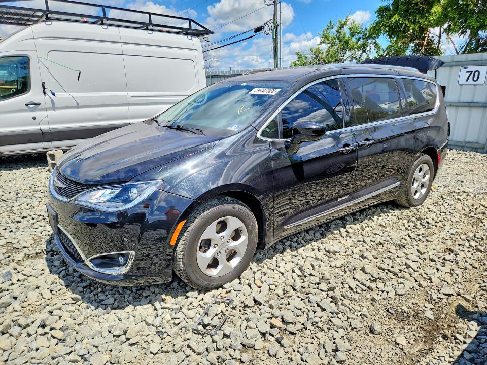 59947966 :رقم المزاد ، 2C4RC1EG9HR778020 vin ، 2017 Chrysler Pacifica مزاد بيع