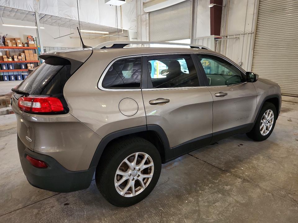 2016 Jeep Cherokee მანქანა იყიდება აუქციონზე, vin: 1C4PJMCB1GW335078, აუქციონის ნომერი: 61552276