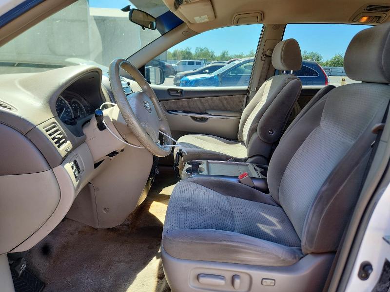 2006 Toyota Sienna მანქანა იყიდება აუქციონზე, vin: 5TDZA23C56S517984, აუქციონის ნომერი: 60797846