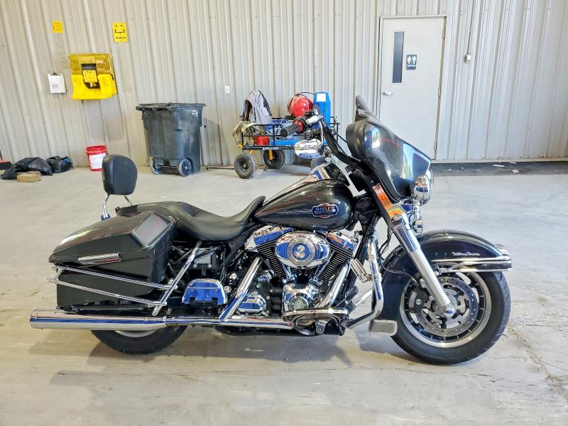 62221496 :رقم المزاد ، 1HD1FC41X8Y692495 vin ، 2008 Harley-davidson Flhtcui مزاد بيع