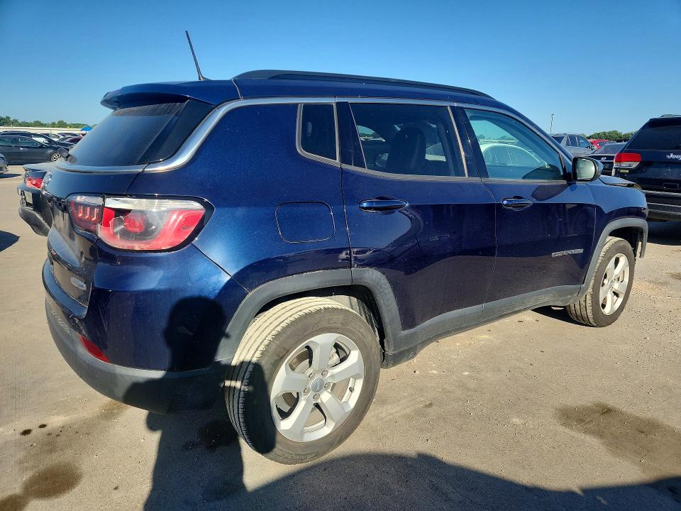 2018 Jeep Compass მანქანა იყიდება აუქციონზე, vin: 3C4NJDBB0JT315667, აუქციონის ნომერი: 60384306