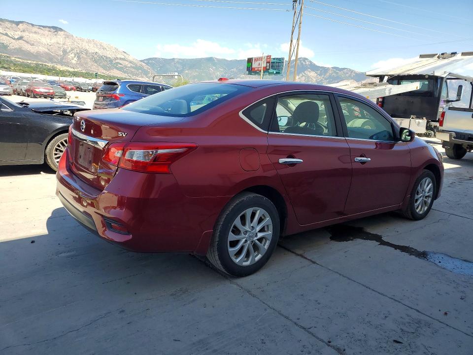 60243596 :رقم المزاد ، 3N1AB7AP8HY211387 vin ، 2017 Nissan Sentra مزاد بيع