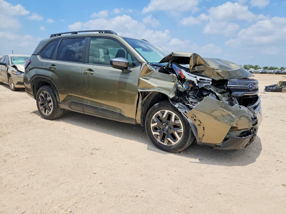 Продаж на аукціоні авто 2025 Subaru Forester, vin: JF2SLDBCXSH409157, номер лоту: 63020366