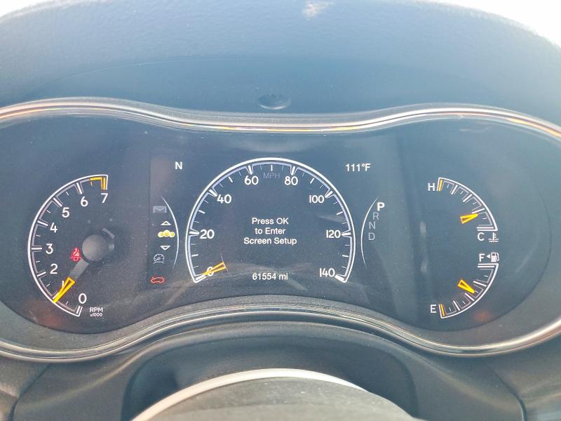 61737106 :رقم المزاد ، 1C4RJFBG4MC773477 vin ، 2021 Jeep Grand Cherokee مزاد بيع