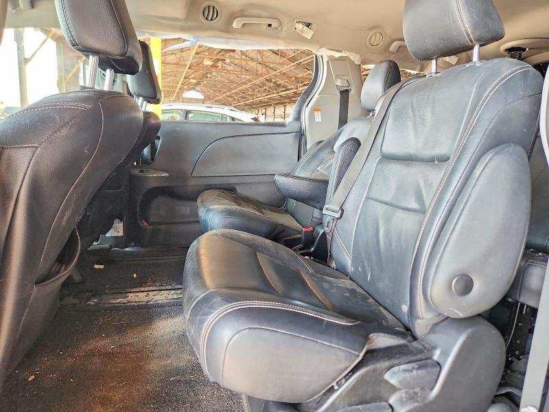 Продаж на аукціоні авто 2018 Toyota Sienna, vin: 5TDXZ3DC6JS944975, номер лоту: 61091496