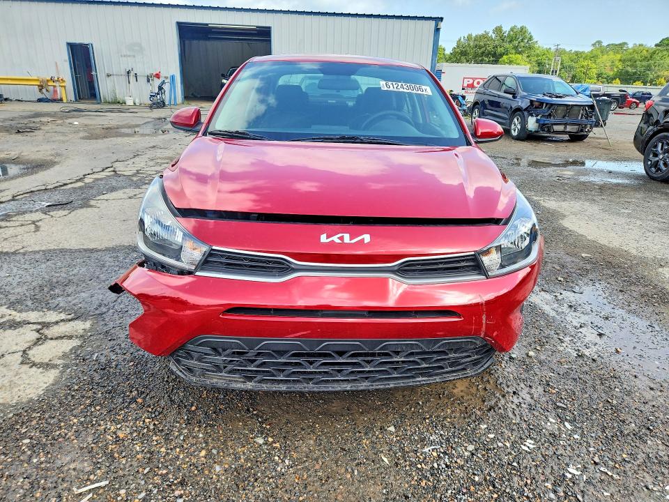 2022 Kia Rio მანქანა იყიდება აუქციონზე, vin: 3KPA24AD9NE505704, აუქციონის ნომერი: 61243006