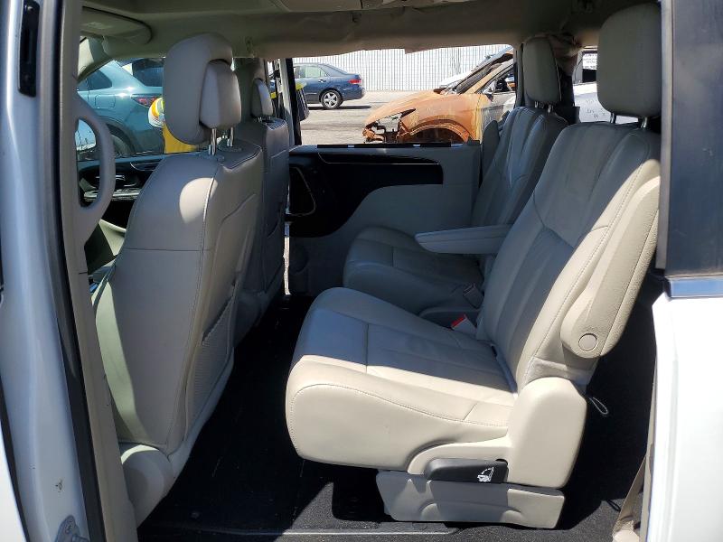 62954966 :رقم المزاد ، 2C4RC1GG4GR200600 vin ، 2016 Chrysler Town & Country مزاد بيع