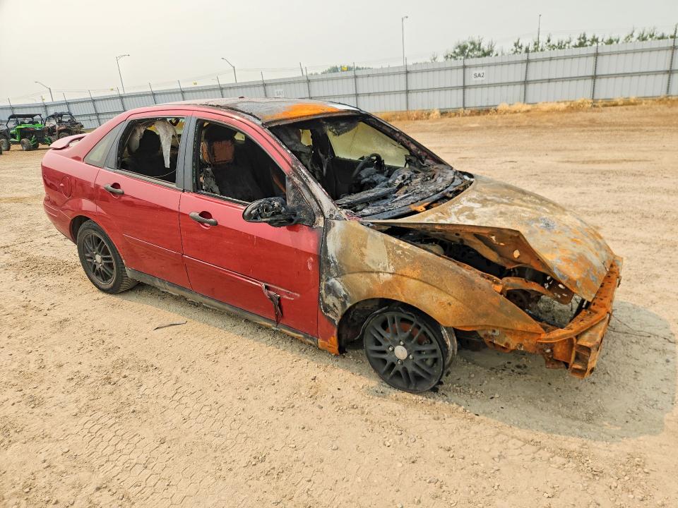 62309686 :رقم المزاد ، 1FAFP34384W122920 vin ، 2004 Ford Focus مزاد بيع