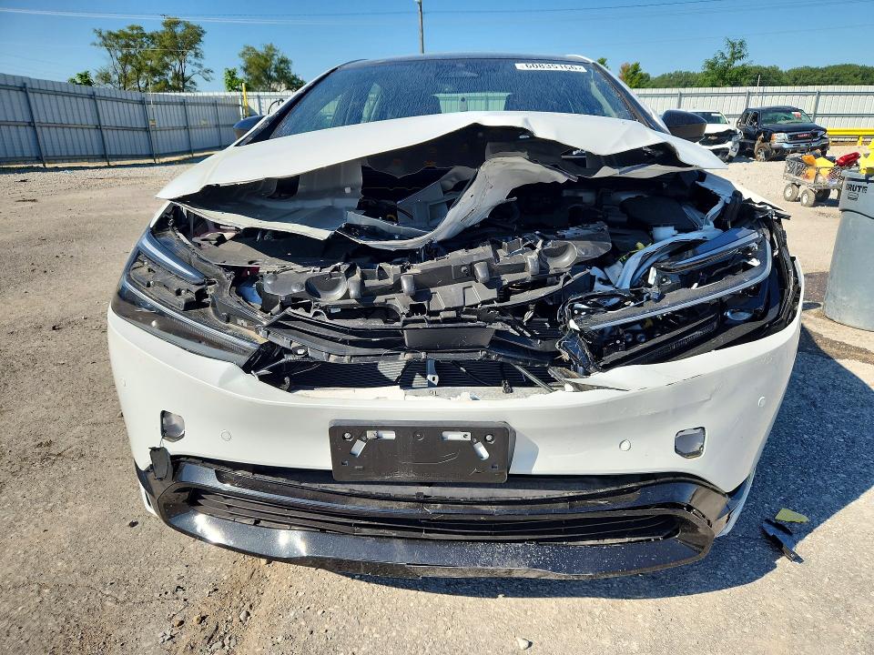 2026 Toyota Prius მანქანა იყიდება აუქციონზე, vin: JTDADABU2T3033325, აუქციონის ნომერი: 60835166