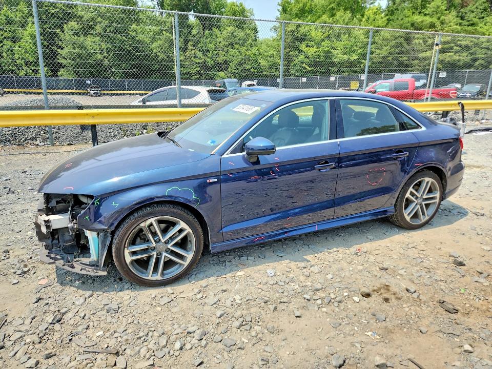 Продажа на аукционе авто 2017 Audi A3, vin: WAUGUGFFXH1040841, номер лота: 60841686