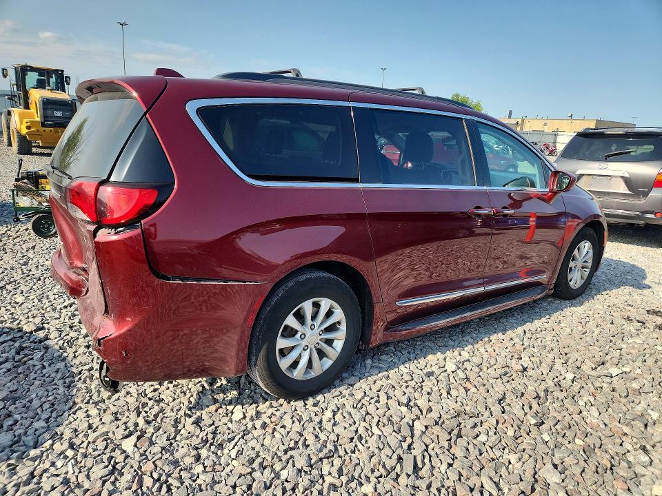 2017 Chrysler Pacifica მანქანა იყიდება აუქციონზე, vin: 2C4RC1BG4HR509265, აუქციონის ნომერი: 62343276