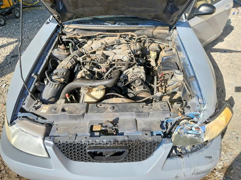 Продаж на аукціоні авто 2000 Ford Mustang, vin: 1FAFP4040YF256640, номер лоту: 61711796