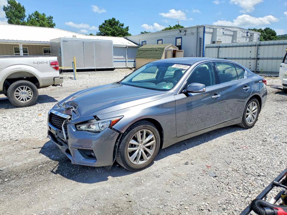 58997236 :رقم المزاد ، JN1CV7AP1JM240965 vin ، 2018 Infiniti Q50 مزاد بيع