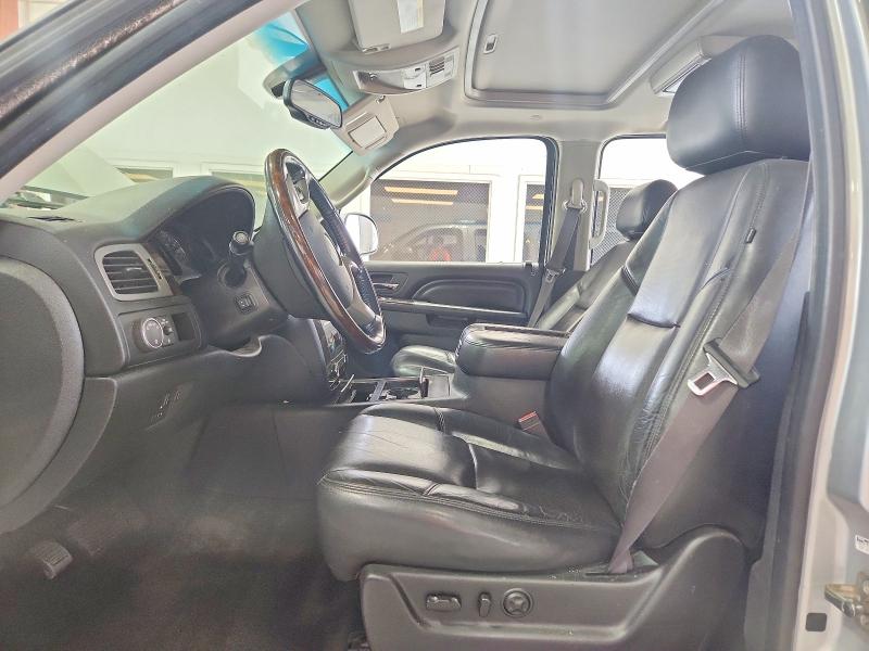 2012 Gmc Yukon Xl მანქანა იყიდება აუქციონზე, vin: 1GKS2MEF2CR275364, აუქციონის ნომერი: 63147216