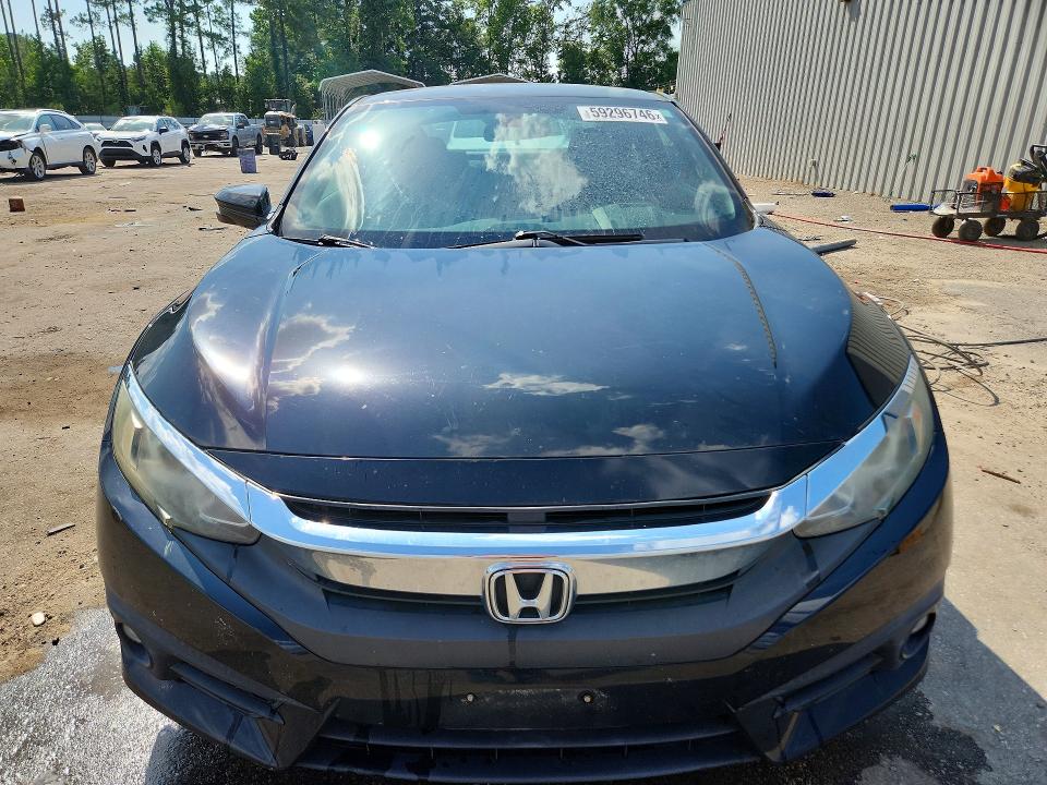 59296746 :رقم المزاد ، 2HGFC3B38JH354065 vin ، 2018 Honda Civic مزاد بيع