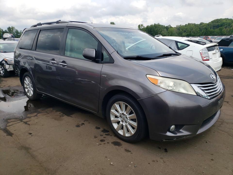 62468466 :رقم المزاد ، 5TDDK3DC6GS143494 vin ، 2016 Toyota Sienna مزاد بيع