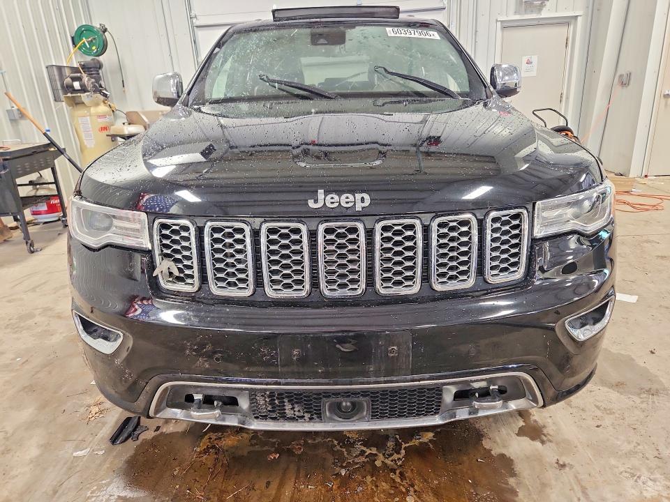 60397906 :رقم المزاد ، 1C4RJFCG3JC221043 vin ، 2018 Jeep Grand Cherokee مزاد بيع