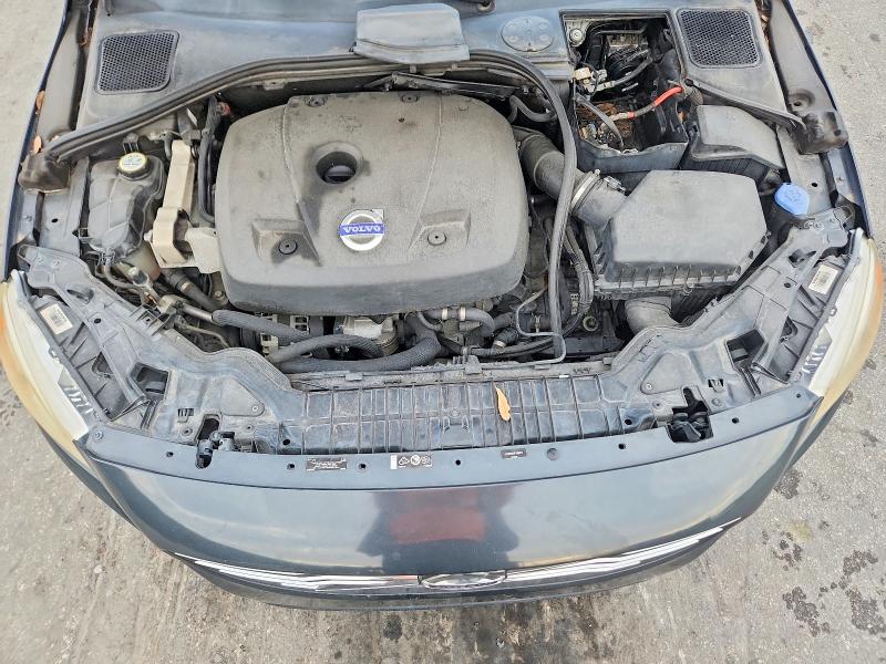 2015 Volvo V60 მანქანა იყიდება აუქციონზე, vin: YV126MEB2F1199574, აუქციონის ნომერი: 61361706