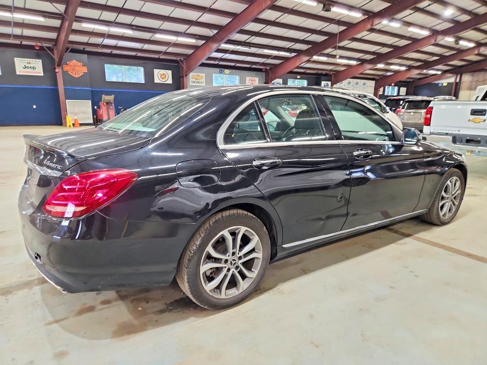 Продажа на аукционе авто 2018 Mercedes-benz C, vin: WDDWF4KB5JR315569, номер лота: 61551386