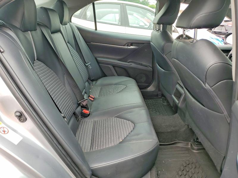 Продаж на аукціоні авто 2018 Toyota Camry, vin: 4T1B11HK9JU677510, номер лоту: 61469936