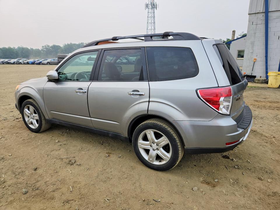 Auction sale of the 2009 Subaru Forester, vin: JF2SH636X9H742345, lot number: 61701336