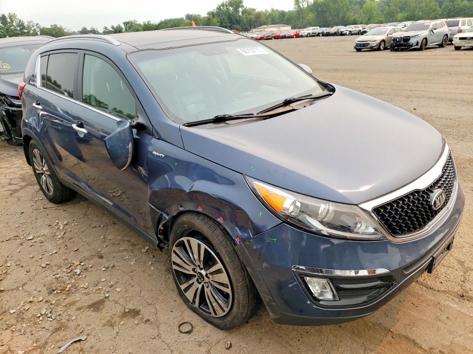 60752776 :رقم المزاد ، KNDPCCACXE7566018 vin ، 2014 Kia Sportage مزاد بيع