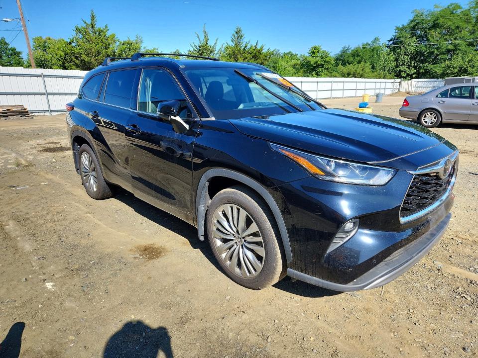 2021 Toyota Highlander მანქანა იყიდება აუქციონზე, vin: 5TDFZRBH9MS149873, აუქციონის ნომერი: 61340646