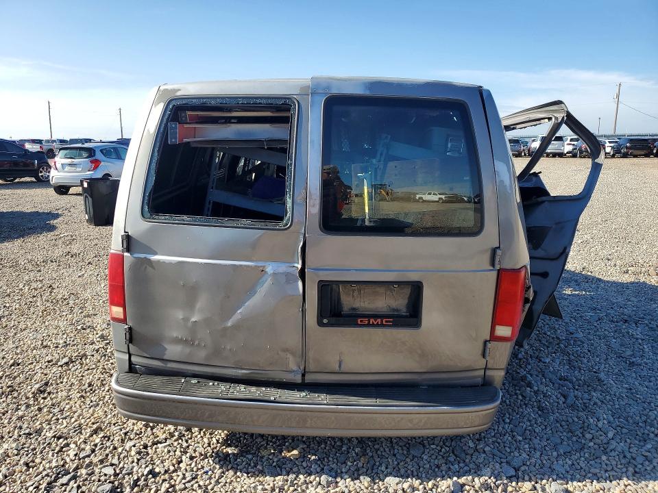 61583506 :رقم المزاد ، 1GTDM19Z2PB549159 vin ، 1993 Gmc Safari مزاد بيع