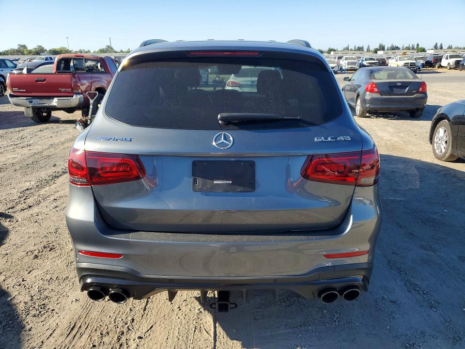60600776 :رقم المزاد ، W1N0G6EB0MF923132 vin ، 2021 Mercedes-benz Glc مزاد بيع