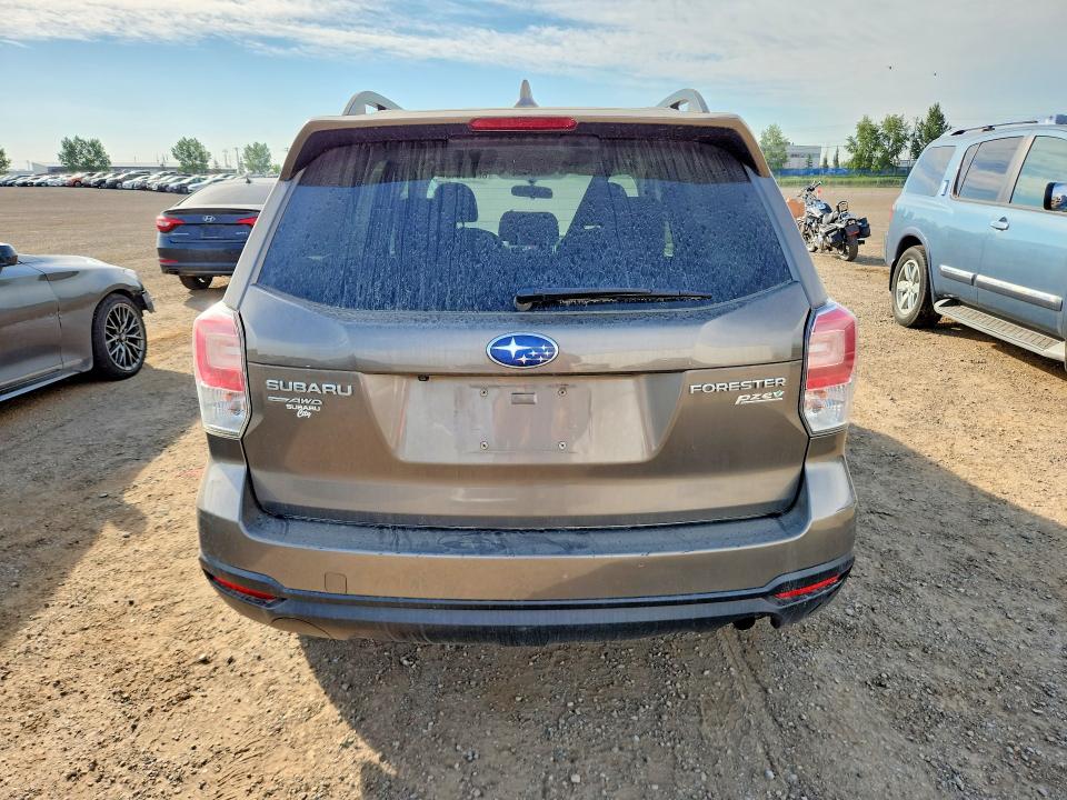 62646946 :رقم المزاد ، JF2SJEDC9HH574361 vin ، 2017 Subaru Forester مزاد بيع