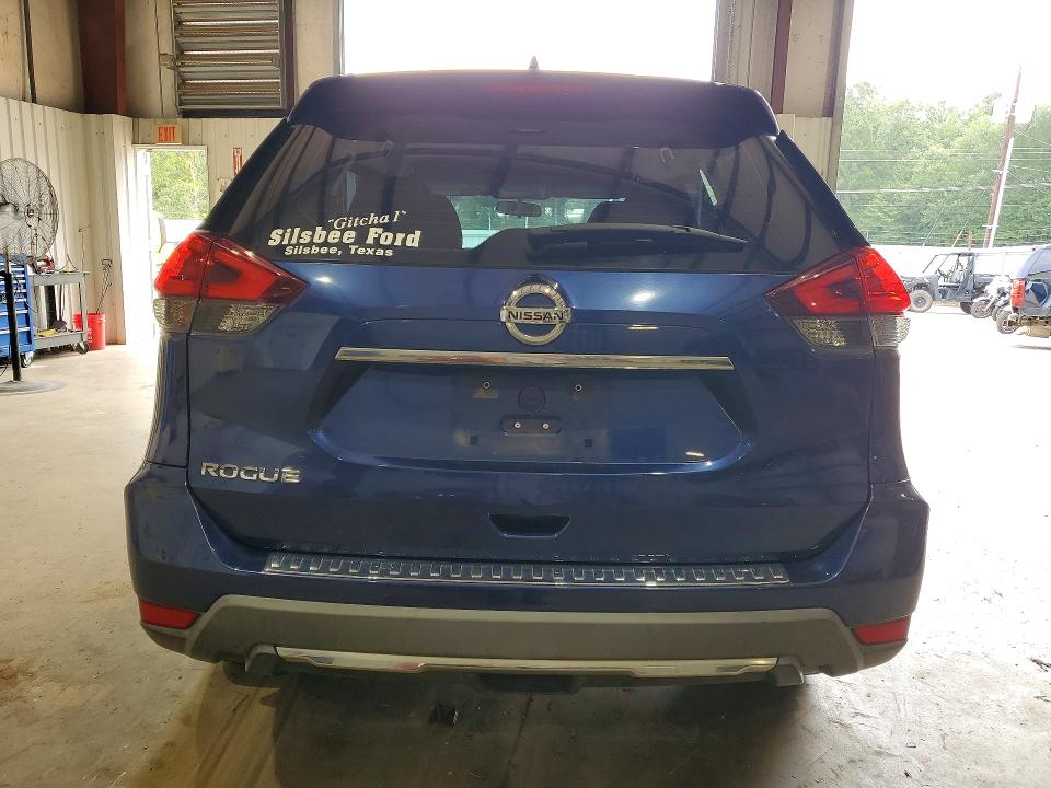 Продажа на аукционе авто 2018 Nissan Rogue, vin: KNMAT2MT8JP563964, номер лота: 61141666