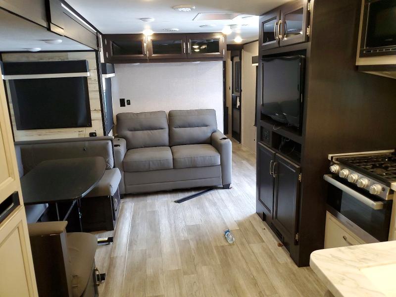 Продажа на аукционе авто 2023 Jayco Jay Feather, vin: 1UJBB0BT7P1JJ0137, номер лота: 62230696
