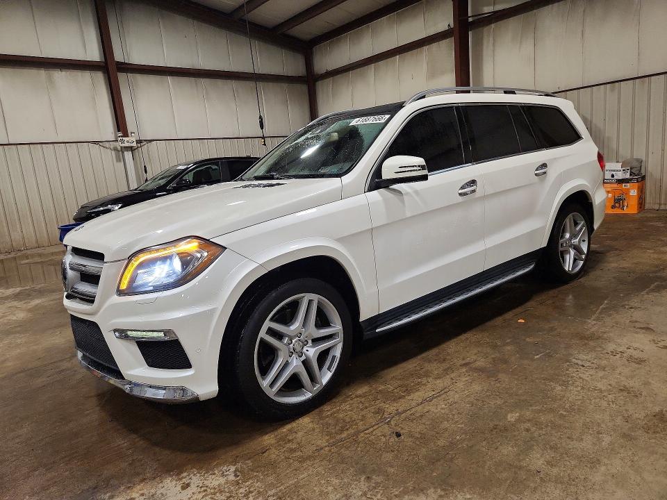 61887666 :رقم المزاد ، 4JGDF7DE1FA465089 vin ، 2015 Mercedes-benz Gl مزاد بيع