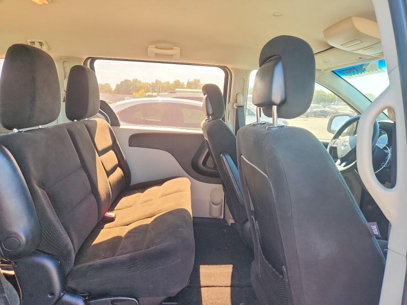 60848366 :رقم المزاد ، 2C4RDGBG1FR748687 vin ، 2015 Dodge Grand Caravan مزاد بيع