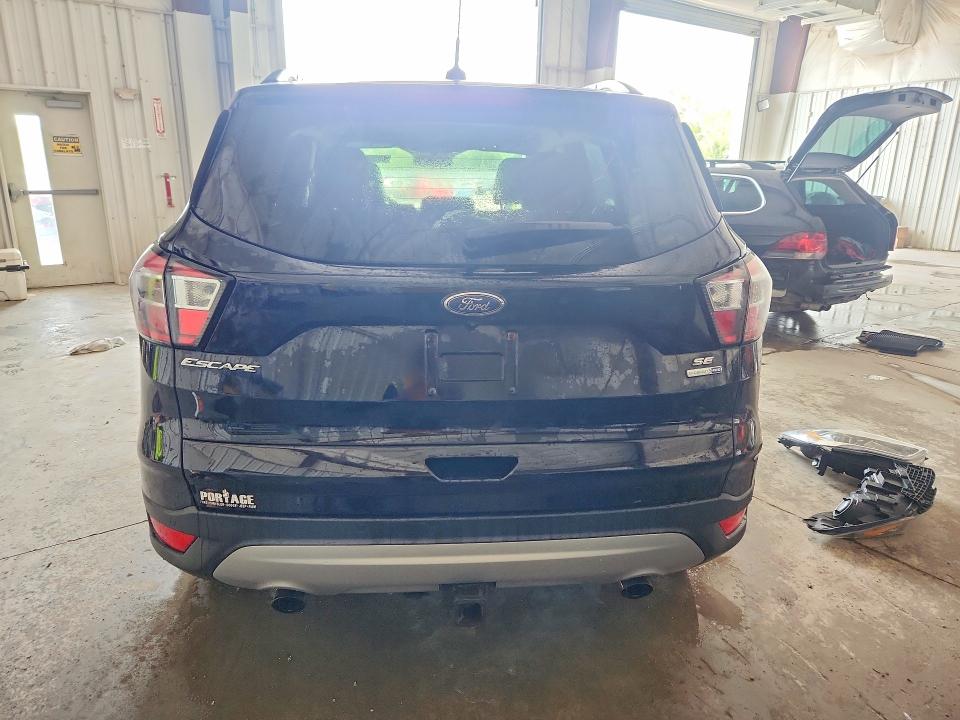 Продаж на аукціоні авто 2017 Ford Escape, vin: 1FMCU9G94HUE52270, номер лоту: 60575226