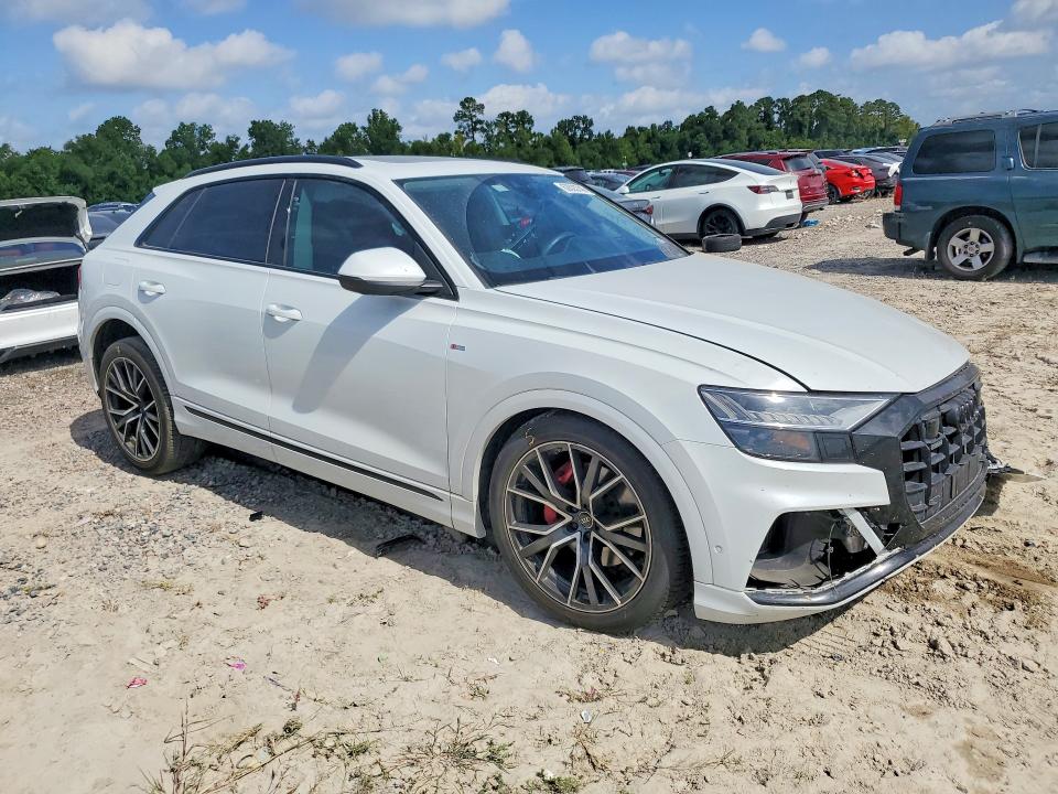 62823746 :رقم المزاد ، WA1FVBF19ND021916 vin ، 2022 Audi Q8 مزاد بيع