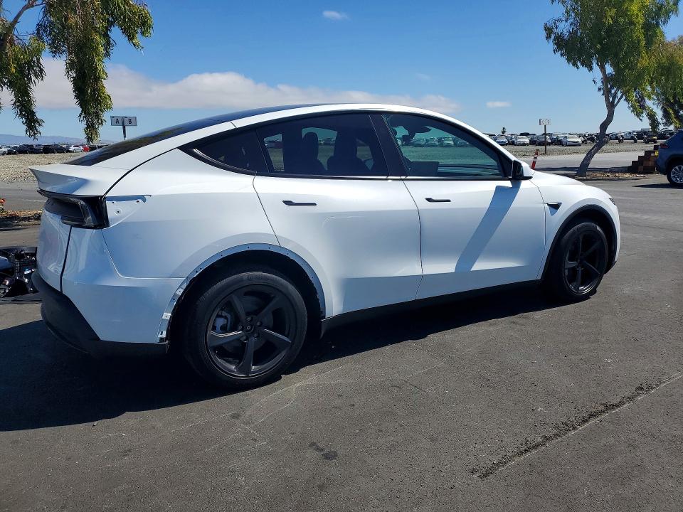 2026 Tesla Model Y მანქანა იყიდება აუქციონზე, vin: 7SAYGDED0TF647783, აუქციონის ნომერი: 59706056