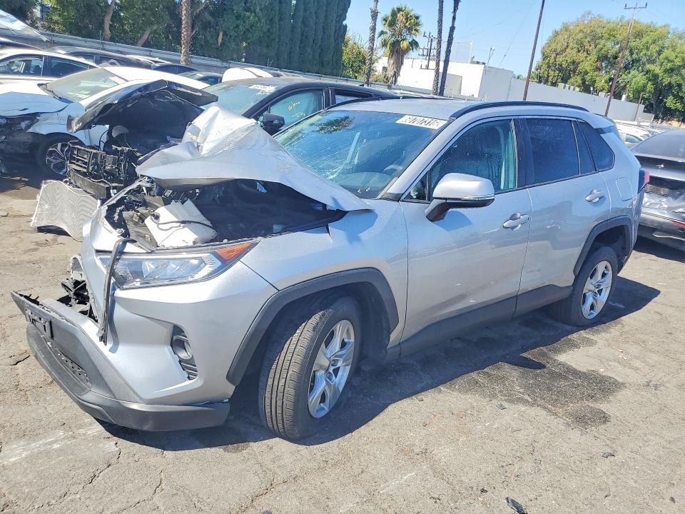 Продаж на аукціоні авто 2021 Toyota Rav4, vin: 2T3W1RFV2MC133053, номер лоту: 60707316