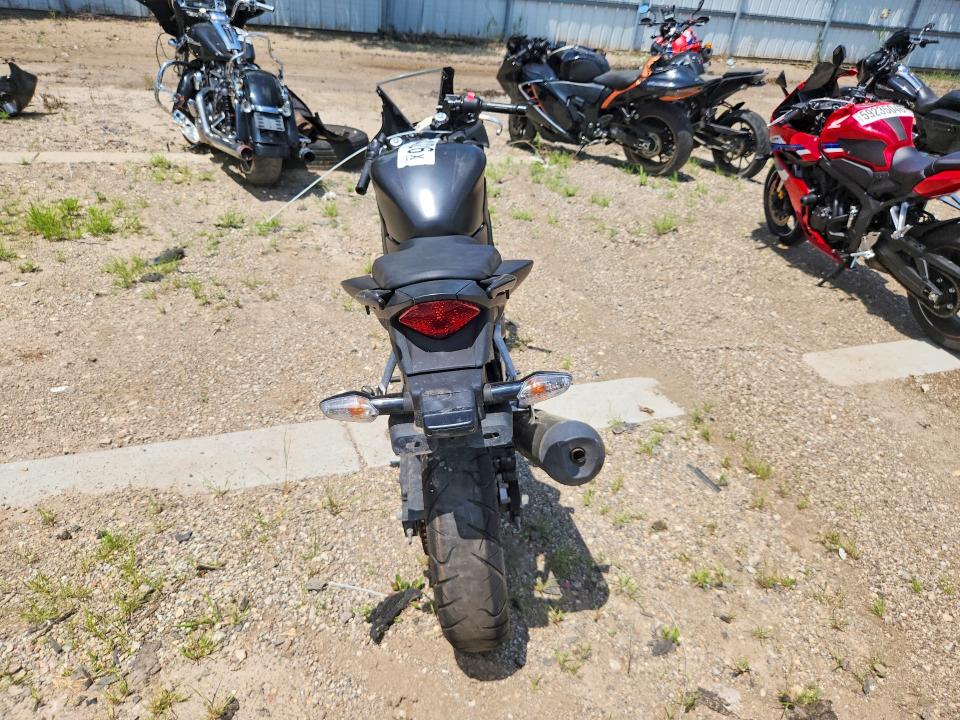 59844026 :رقم المزاد ، MLHNC5104N5800266 vin ، 2022 Honda Cbr300 مزاد بيع