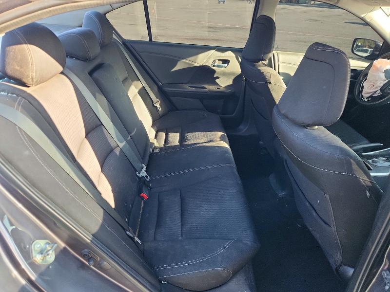 61979466 :رقم المزاد ، 1HGCR2F53FA267428 vin ، 2015 Honda Accord مزاد بيع